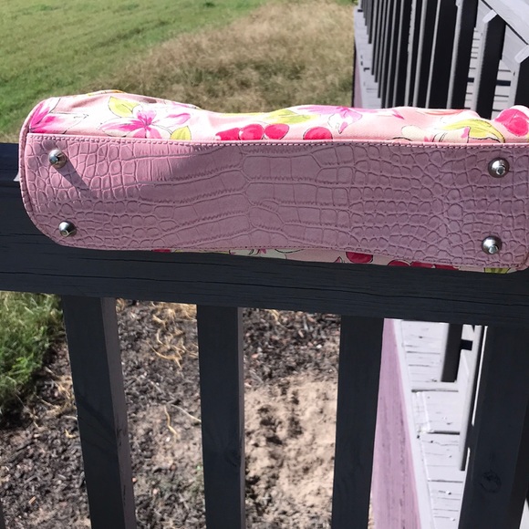 Antique snap top purse without any outside damage. - Picture 2 of 4